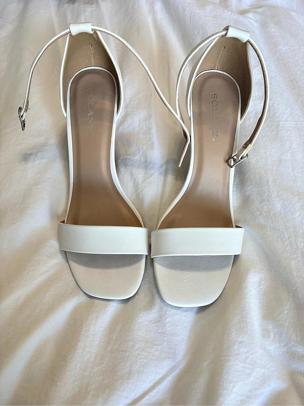 Solanz White Ankle Strap Heels Like New Women’s Size 8